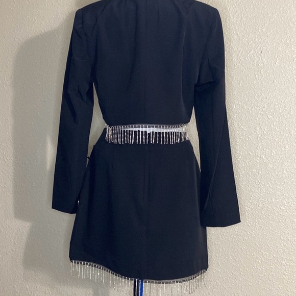 House of Harlow 1960 Black Skirt Set with Silver Accents - Picture 6 of 14